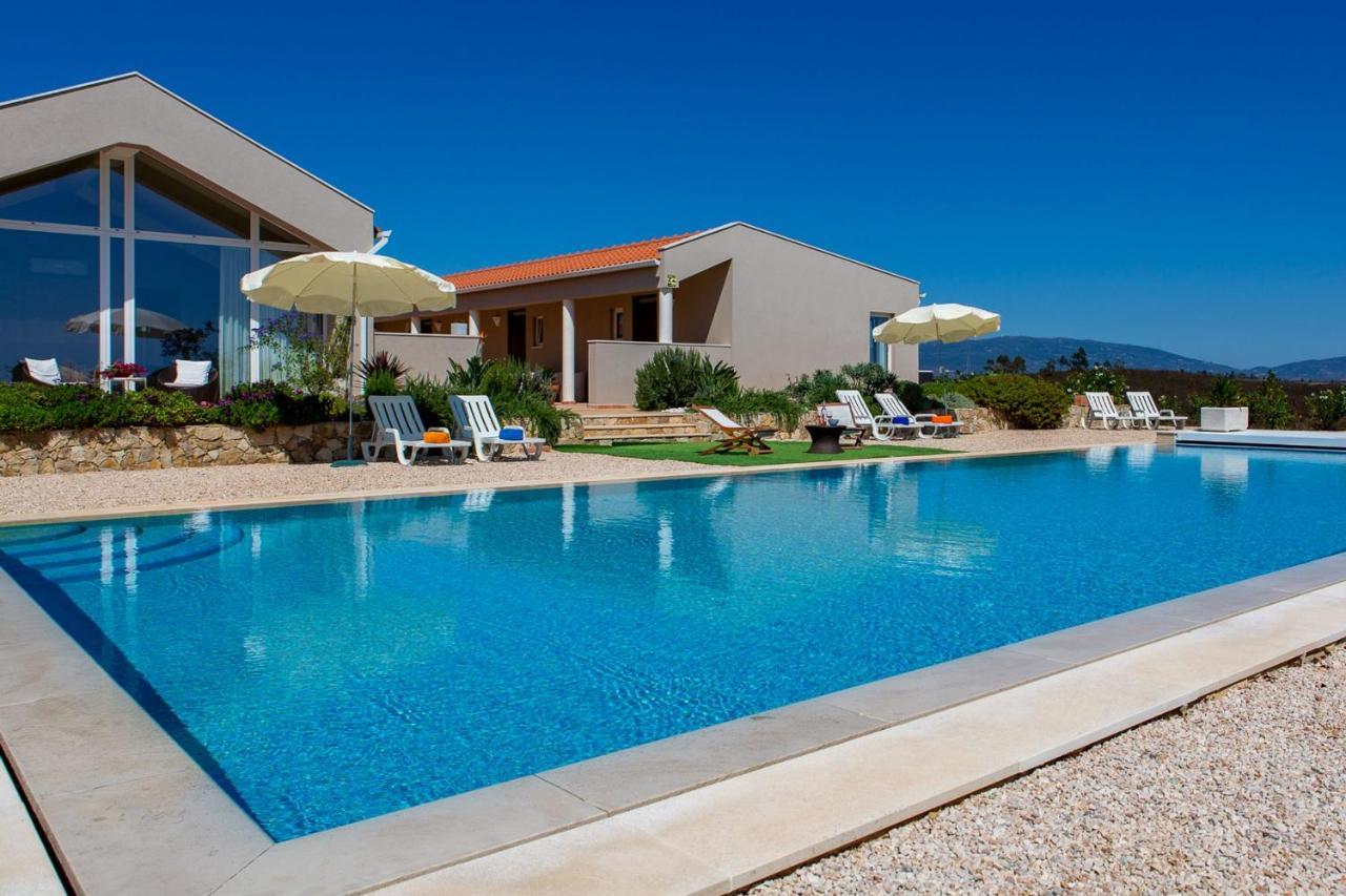 Corte Velada Guest House By Lovelystay Lagos Bagian luar foto