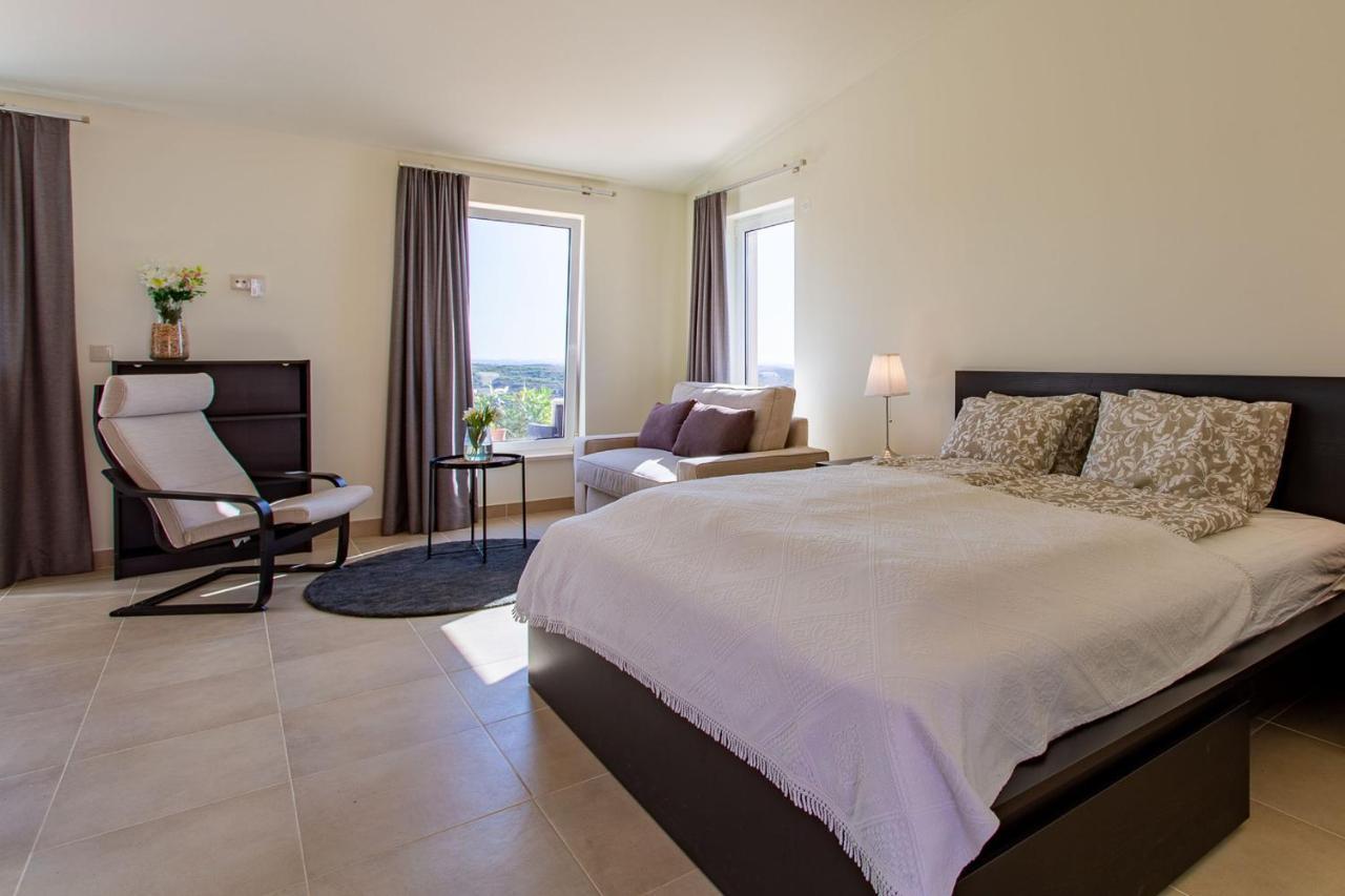 Corte Velada Guest House By Lovelystay Lagos Bagian luar foto