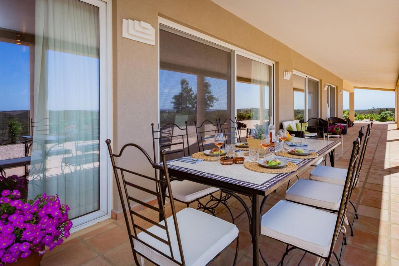 Corte Velada Guest House By Lovelystay Lagos Bagian luar foto