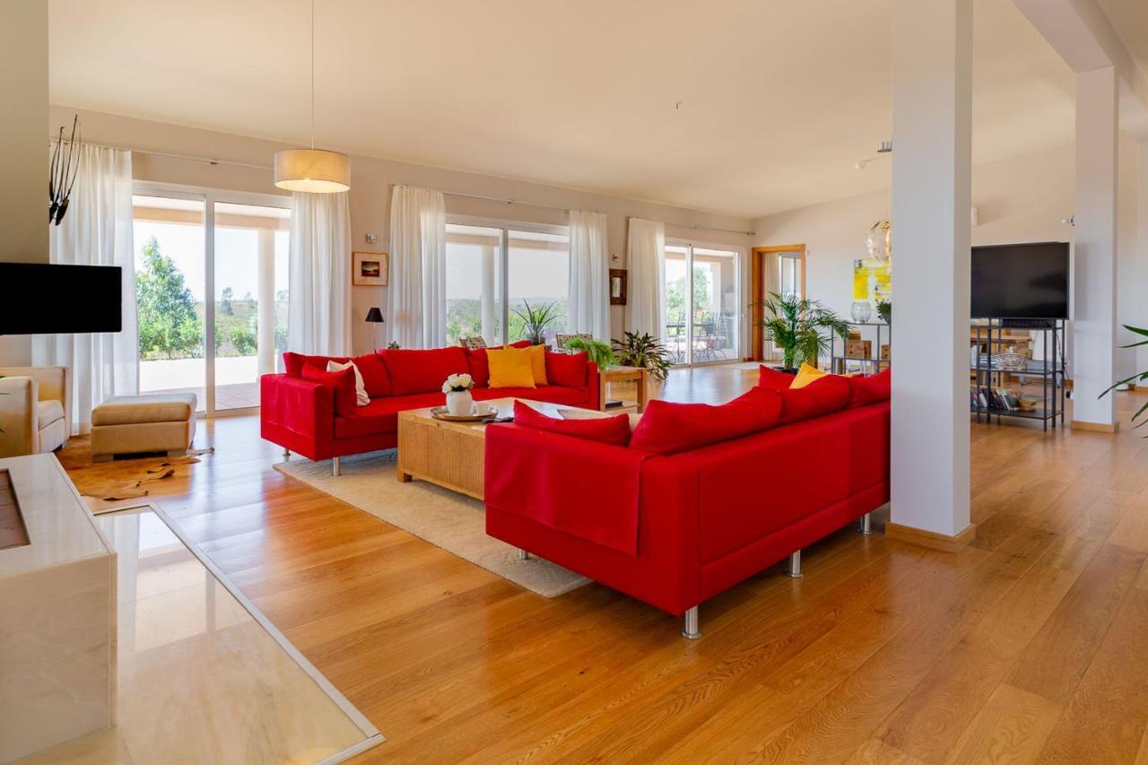 Corte Velada Guest House By Lovelystay Lagos Bagian luar foto
